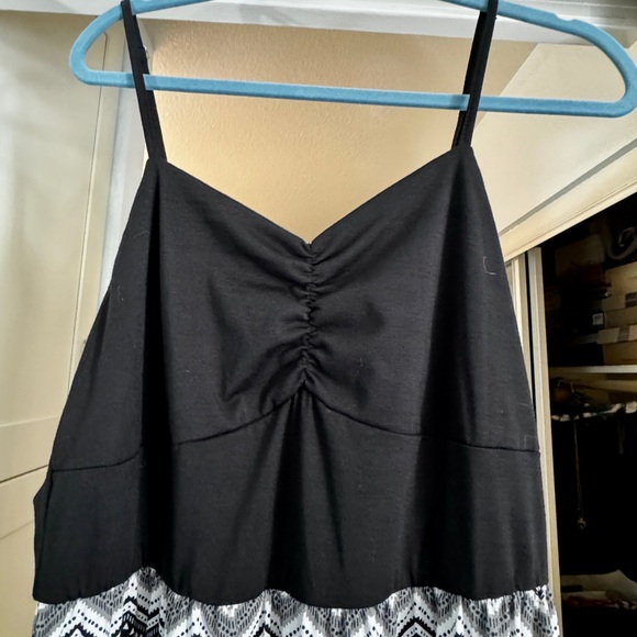 Maxi dress with Ikat print - Picture 3 of 4